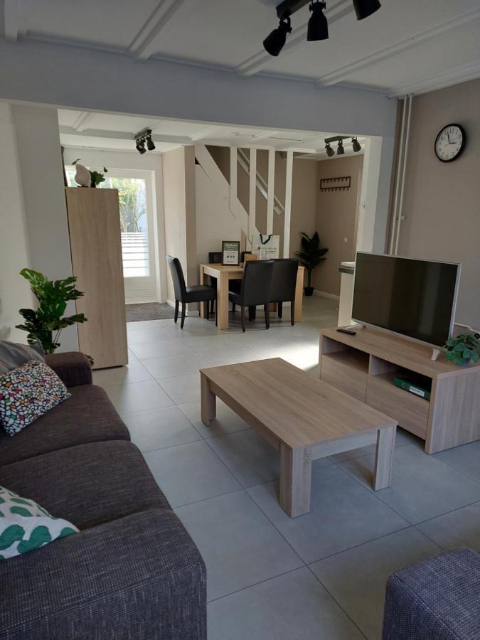 Boszicht 6 Halfvrijstaande Vakantiewoning In Oostkapelle Bagian luar foto